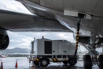 A Modernização Logística em Guarulhos e o Impacto da Política e da Tecnologia na Eficiência Aeroportuária